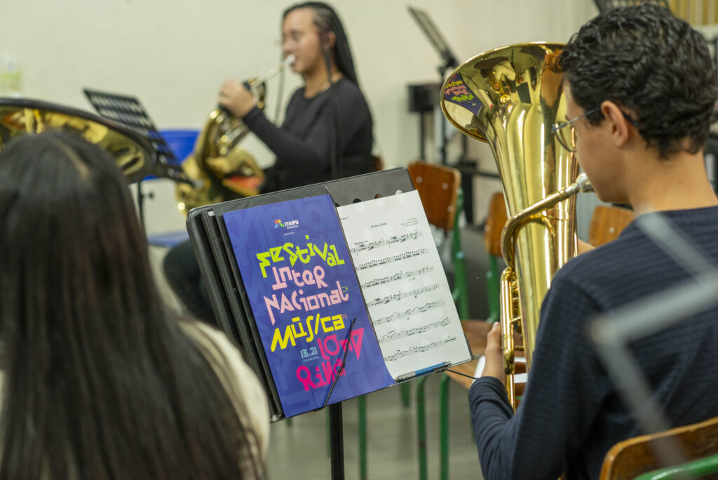 As inscrições para os cursos do Festival Internacional de Música de Londrina - FIML - estão abertas. Ao todo, serão oferecidos 42 cursos