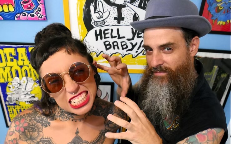 Duo Morcegula se apresenta neste domingo no bar mais underground de Londrina, o Barbearia