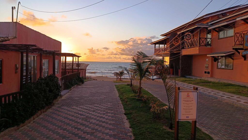 A cidade de Conde, na Bahia, é um desses locais onde a energia se funde à natureza e revela um poder que não se domina, apenas se respeita