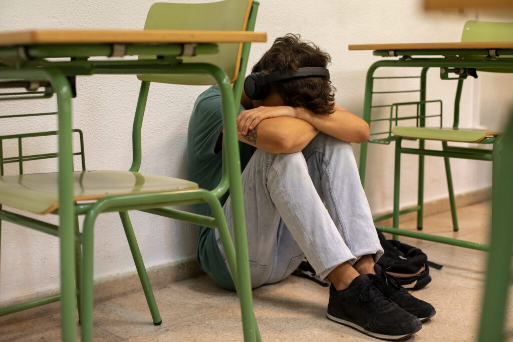 2026 vem aí com desafios que persistem na educação brasileira: bullying, racismo, violencia na escola e metas básicas abaixo do recomendado. Mas 2026 também é ano eleitoral