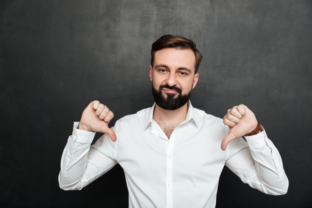 O cliente sempre tem razão. Uma afirmação que deixou de ser um princípio de cuidado e virou justificativa para o desrespeito com a equipe