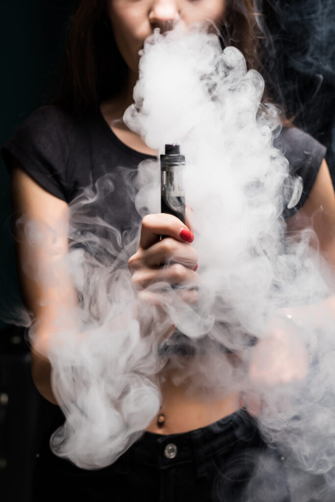 Estudos experimentais já mostram que o uso de cigarro eletrônico desencadeia processos que podem favorecer o surgimento de tumores cancerígenos na boca