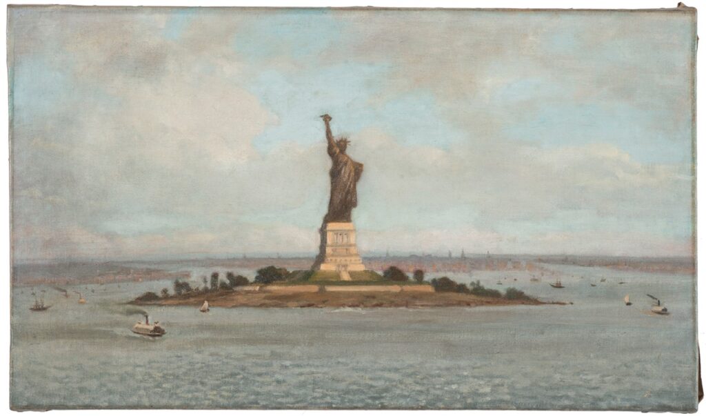 A construção e entrega da Estátua da Liberdade como presente aos Estados Unidos está em exposição no Museu d'Orsay, em Paris