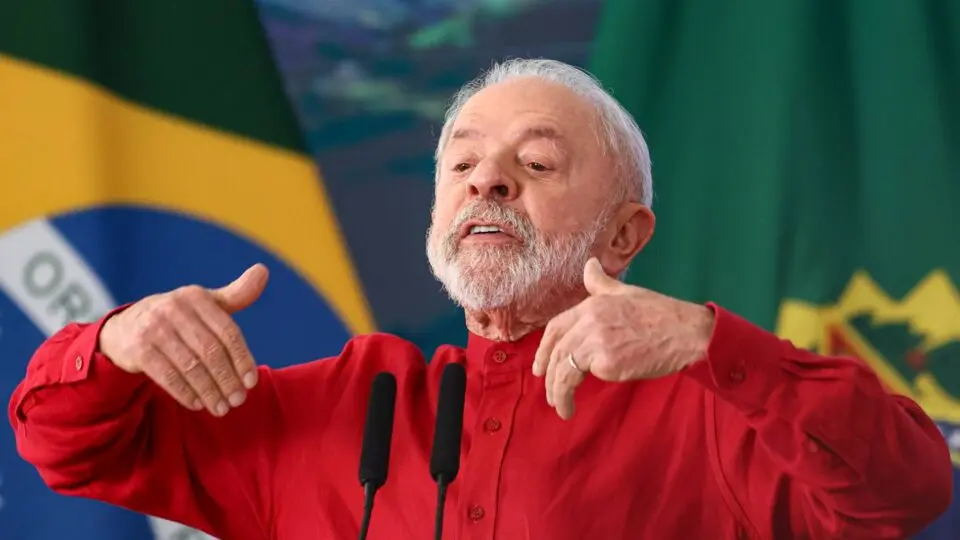 Minha posição política é e sempre foi de Centro. Mas tenho inúmeros motivos para votar em Lula, neste domingo (25). Aqui, listo alguns deles