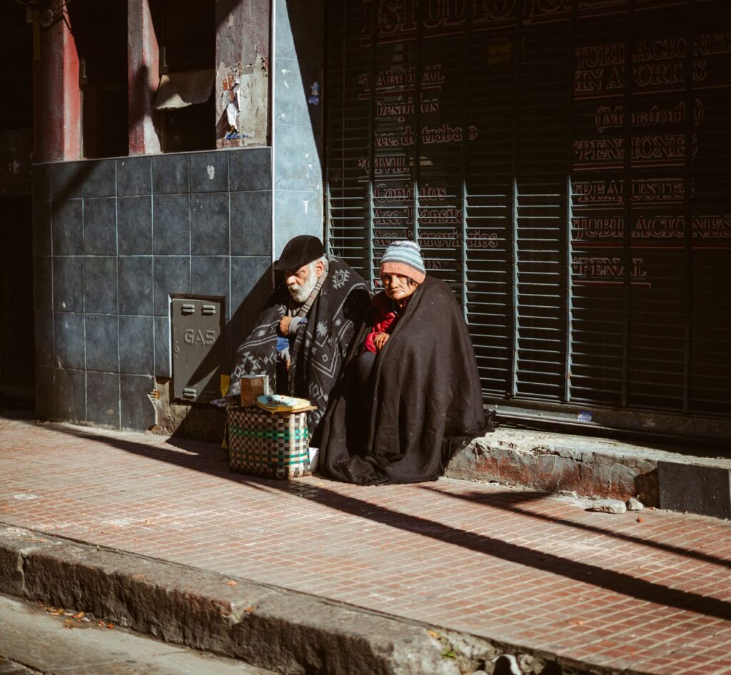 Reformas prometem um Estado mais enxuto, mas quem vai pagar a conta? O Brasil de 2027 corre o risco de repetir velhas promessas e ampliar a conta dos mais pobres