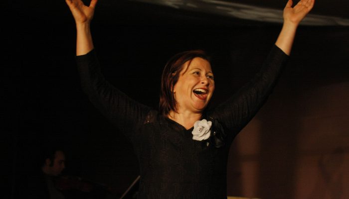 ARVORES ABATIDAS OU PARA LUÍS MELO - Cia.Stavis-Damaceno (Foto Elenize Dezgeniski) (3)