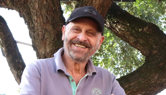 Antonio-Galves-65-anos-aprovado-na-UEL-Historia-Emerson-Dias_NCom-P