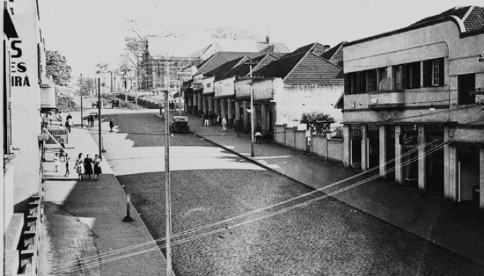 Fotografia Avenida Rio de Janeiro entre a Avenida Parana e a Rua Sergipe
