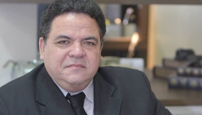 GUSTAVO-LESSA