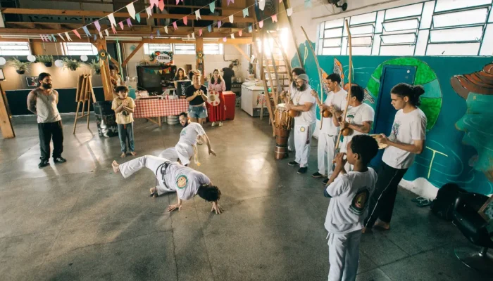 Oficinas-da-AlmA-Brasil-capoeira-div-1