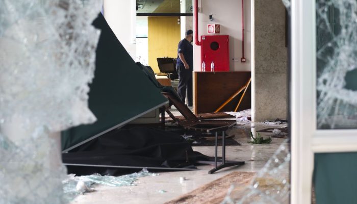 Palácio do Supremo Tribunal Federal destruído, após distúrbios antidemocráticos no ultimo domingo