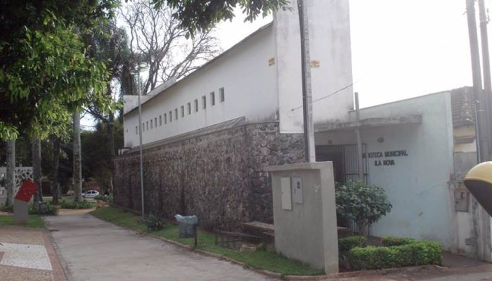 biblioteca-vilanova-lg-458f0f71