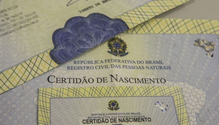 Certidão de Nascimento