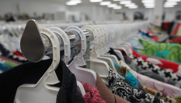 clothing-3739798_1920