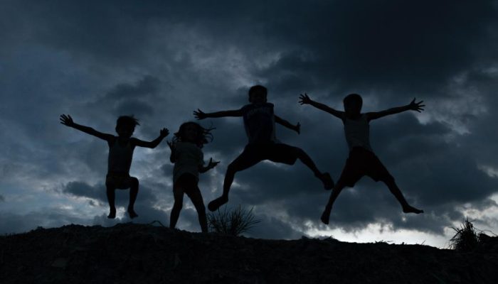 crianças rene-bernal-JZ5Ih7QdqNk-unsplash