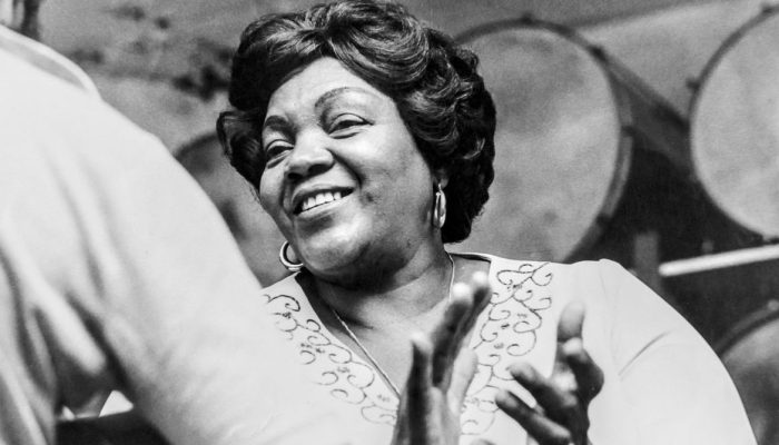 DONA IVONE LARA