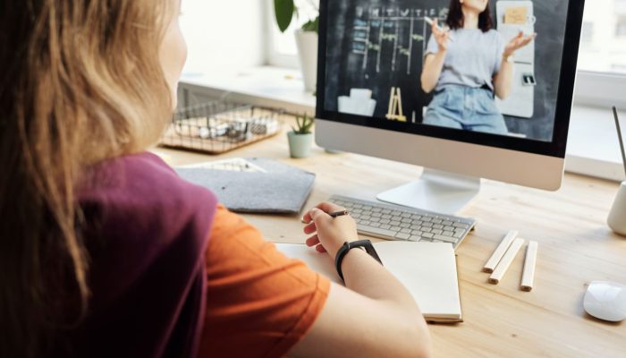 ensino-a-distância-pexels