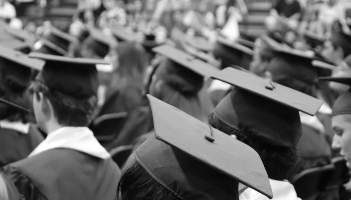 graduation-cap-3430714_1920