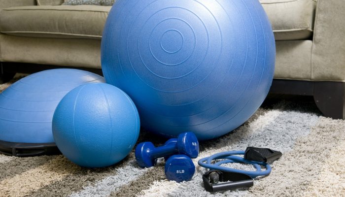 home-fitness-equipment-1840858_1920