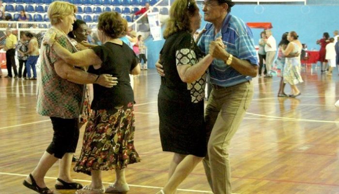 idoso-baile-ARQUIVO-P
