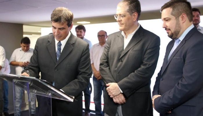 j-macedo-assinatura-VP