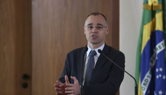 O advogado-geral da União, André Mendonça, participa do lançamento da Estratégia Nacional Integrada para a Desjudicialização da Previdência Social, no Supremo Tribunal Federal (STF)