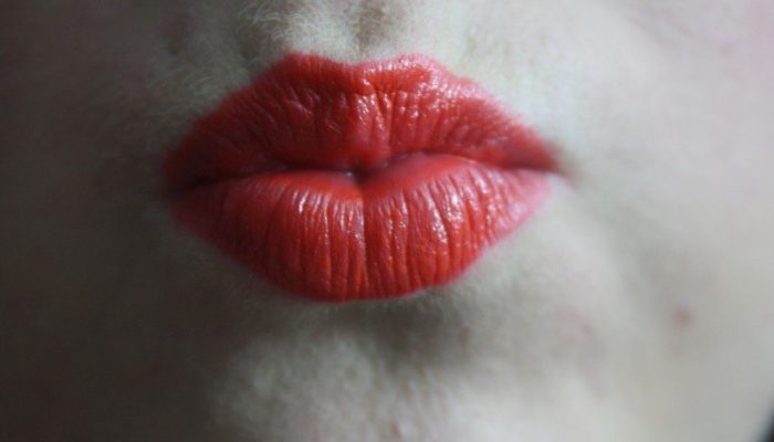 kiss-festive-lipstick-red-bold-orange
