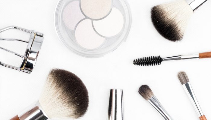 makeup-brush-1768790_1920