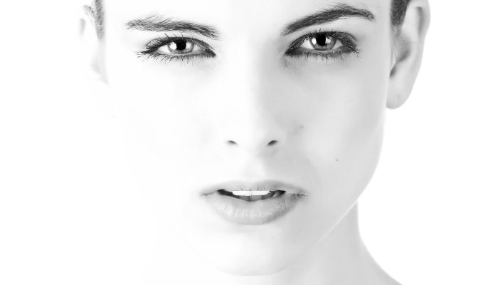 model-2303361_1920