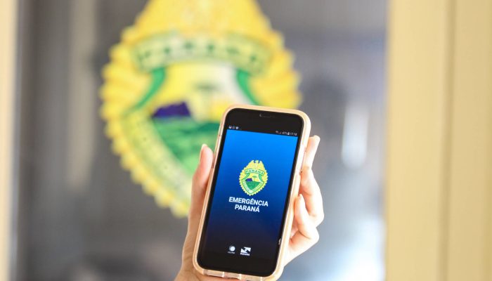 a Polícia Militar do Paraná lançou o APP 190 – Emergência Paraná para o sistema iOS e também divulgou um balanço dos quatro meses de funcionamento do aplicativo, que está em uso em Curitiba e Região Metropolitana na versão para Android, lançada no início de outubro do ano passado.  -  Curitiba, 11/02/2019  -  Foto: Soldado Priscilla Carvalho