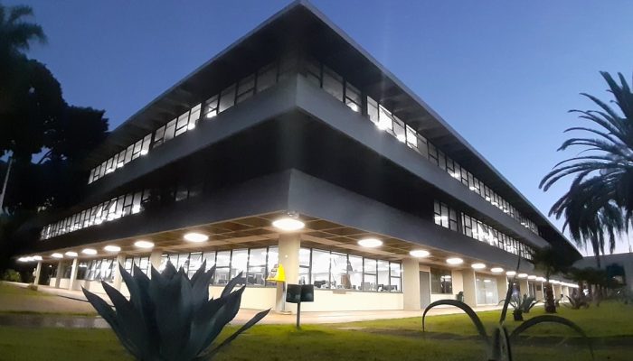 prefeitura-fachada-noturna-ED-1