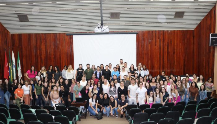 profissionas da saúde e educação - HC