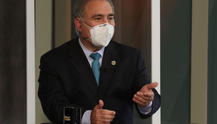 O ministro da Saúde, Marcelo Queiroga, participa do programa Sem Censura,  na TV Brasil