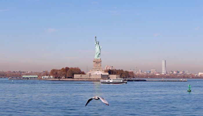statue-of-liberty-3551121_1920