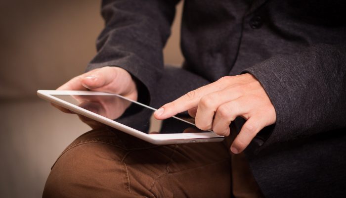 tablet-1075790_1920