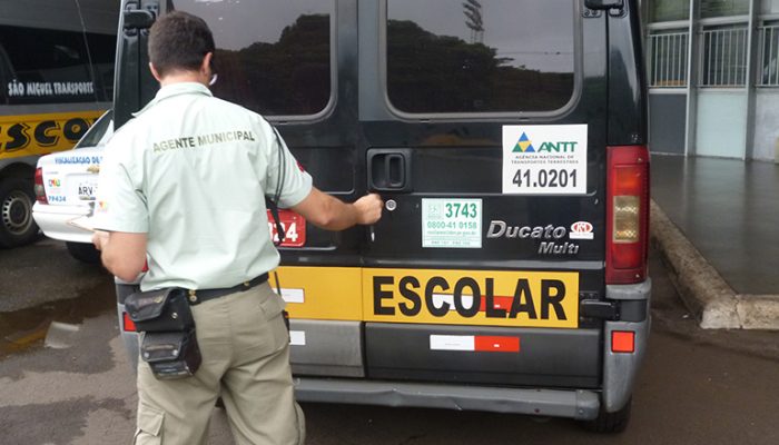 transporte-escolar-londrina-cmtu